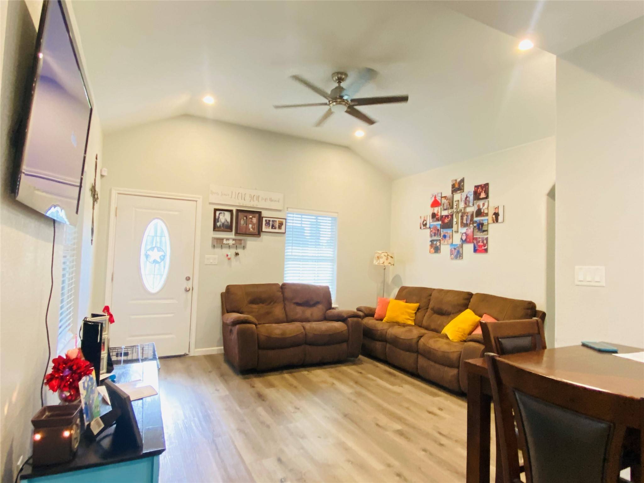Luling, TX 78648,612 N Cedar AVE