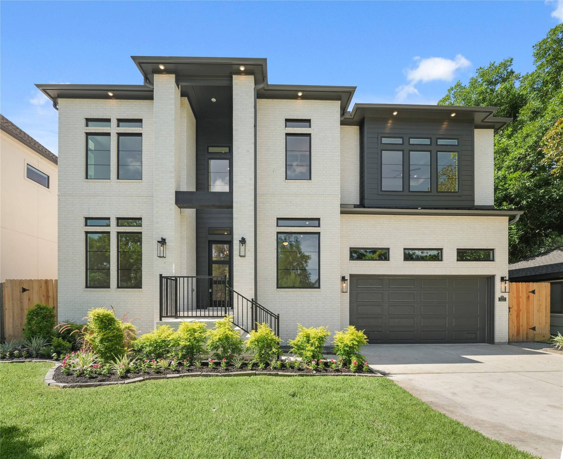 Bellaire, TX 77401,5223 Mimosa DR