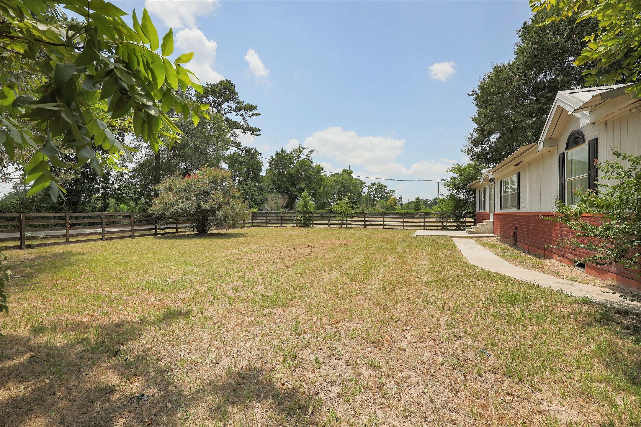 Conroe, TX 77302,14945 Wiggins RD