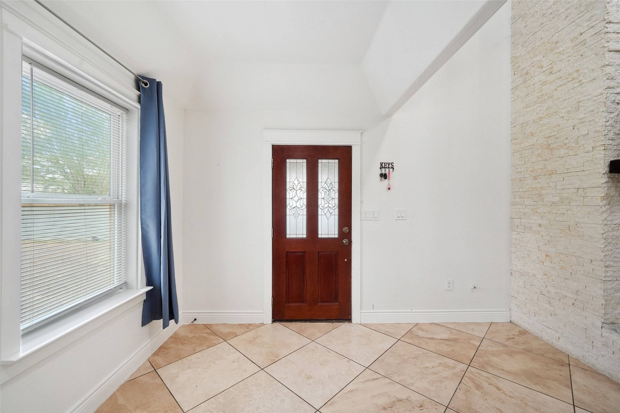 New Caney, TX 77357,22422 Grace LN