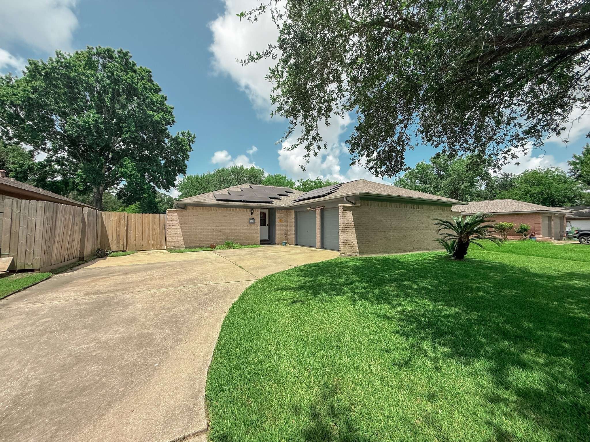 League City, TX 77573,309 Baycrest DR