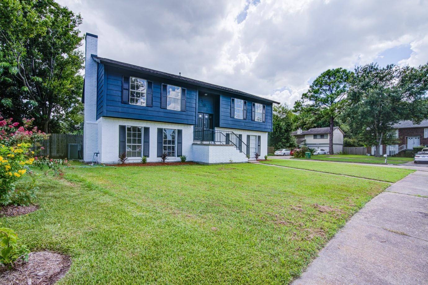 Webster, TX 77598,402 Tresvant DR