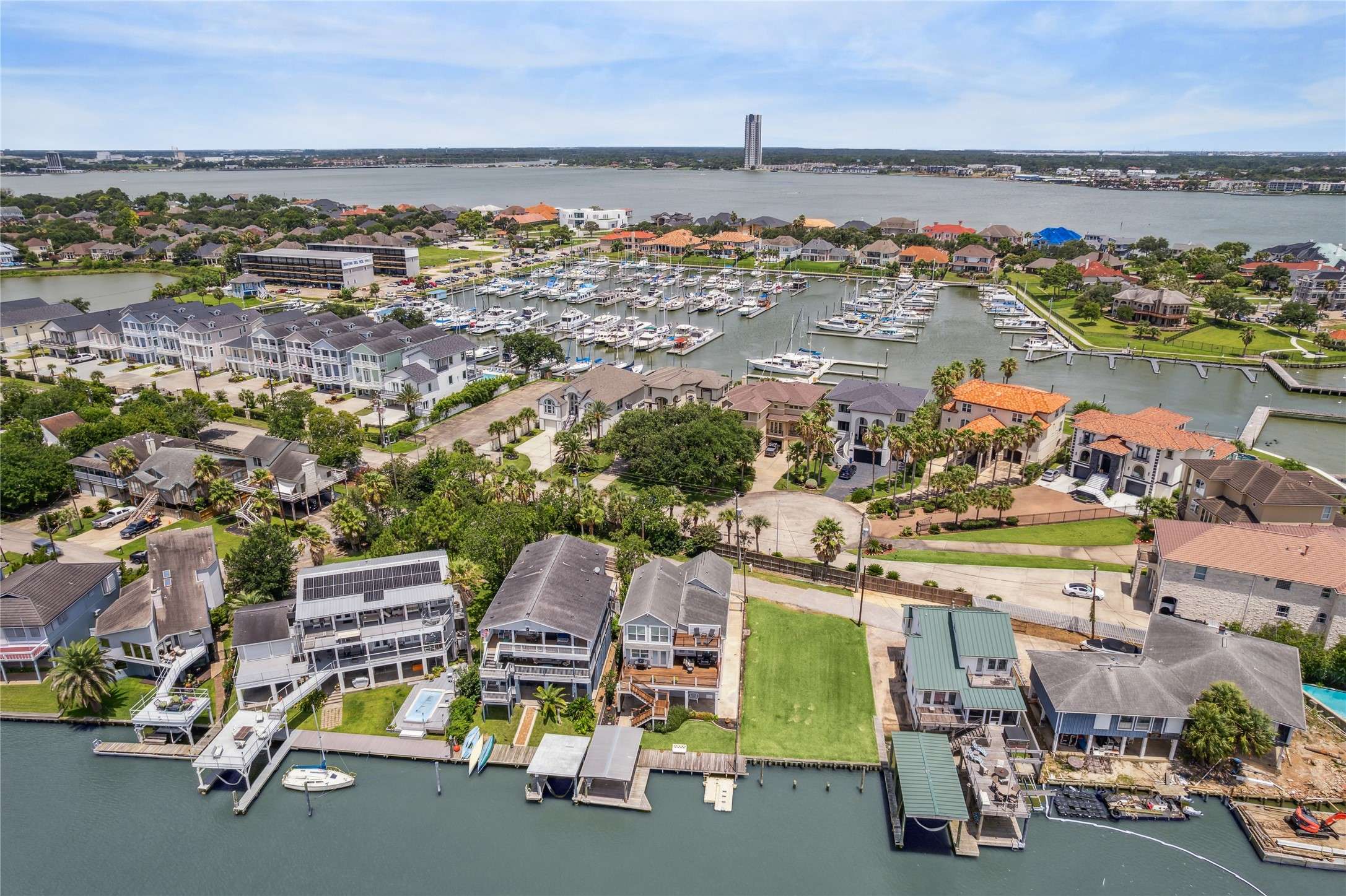 League City, TX 77565,2114 Fenwood ST