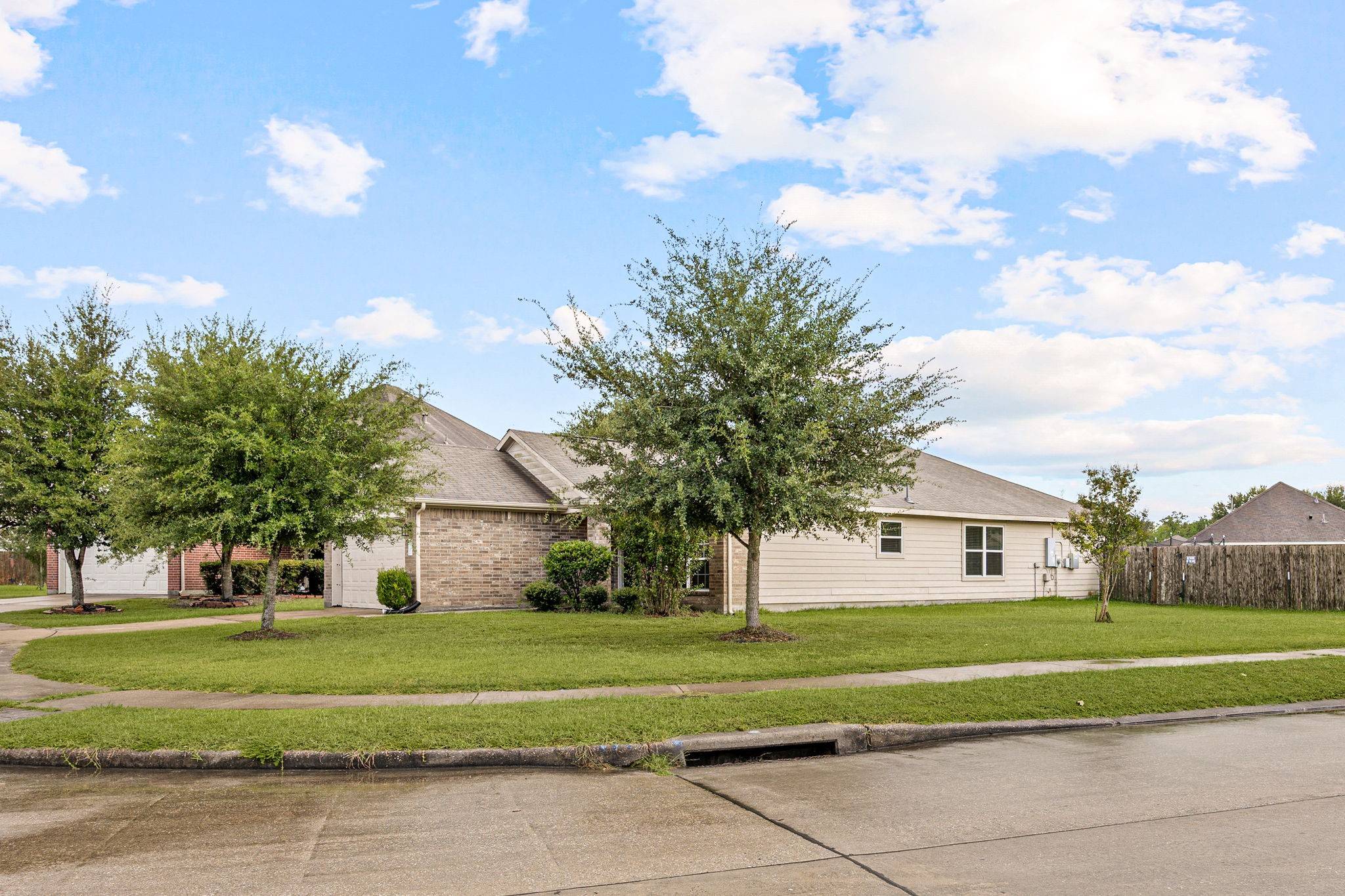 Houston, TX 77339,5711 Mid WAY