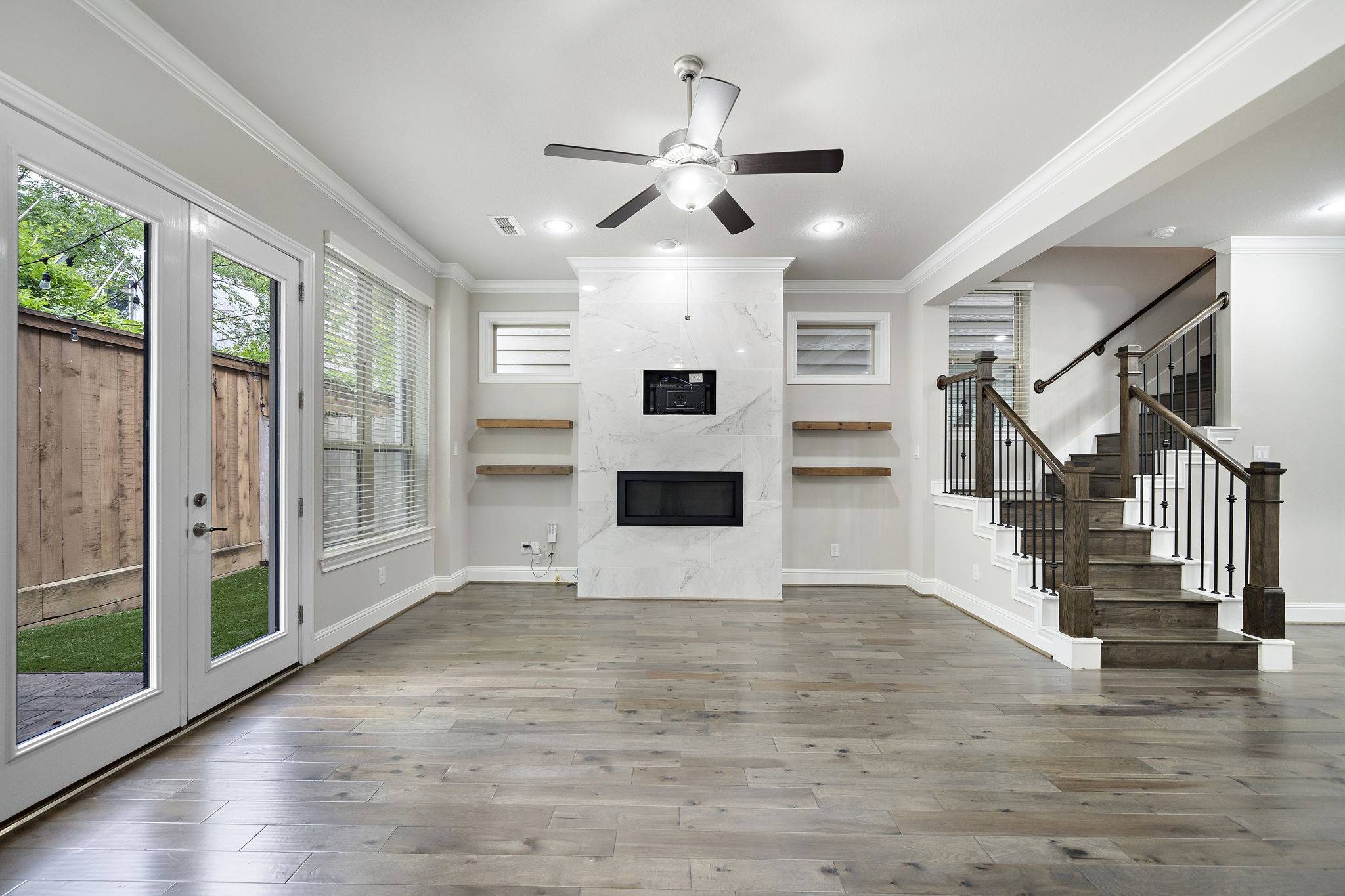 Houston, TX 77018,1008 Shepherd Oaks DR