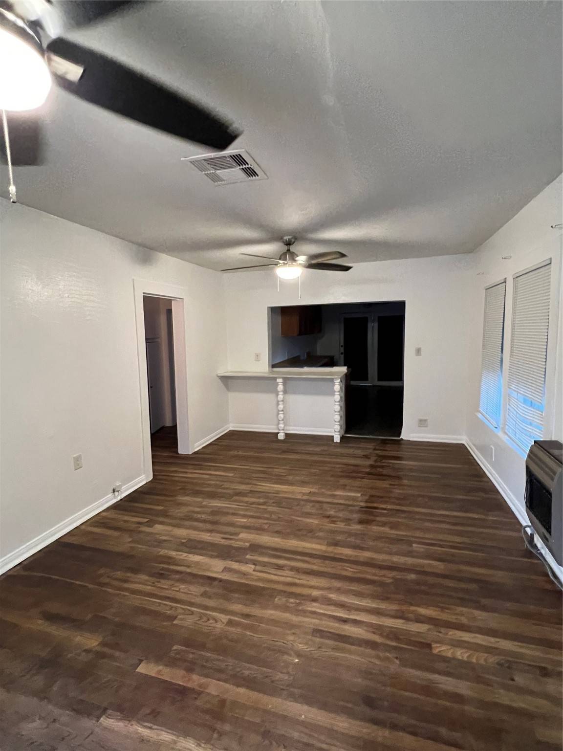 Baytown, TX 77520,221 E Jack AVE