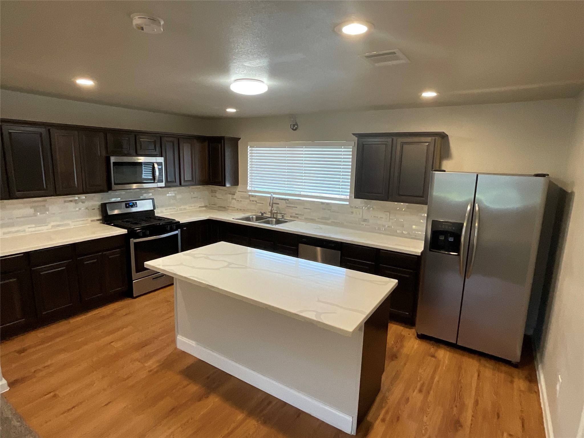 Baytown, TX 77520,10 Ferguson ST
