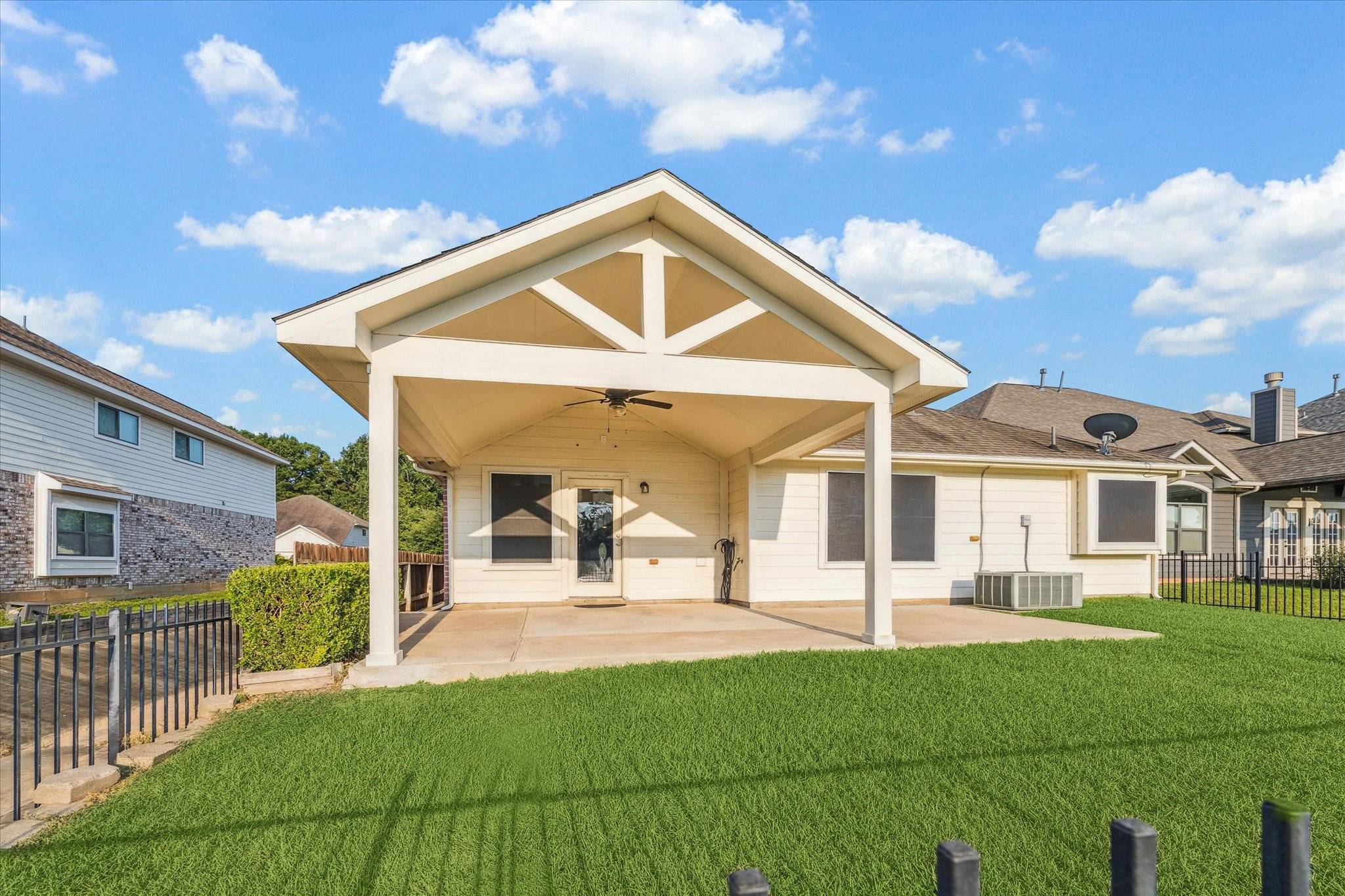 Conroe, TX 77304,8013 N Tarrytown Crossing DR