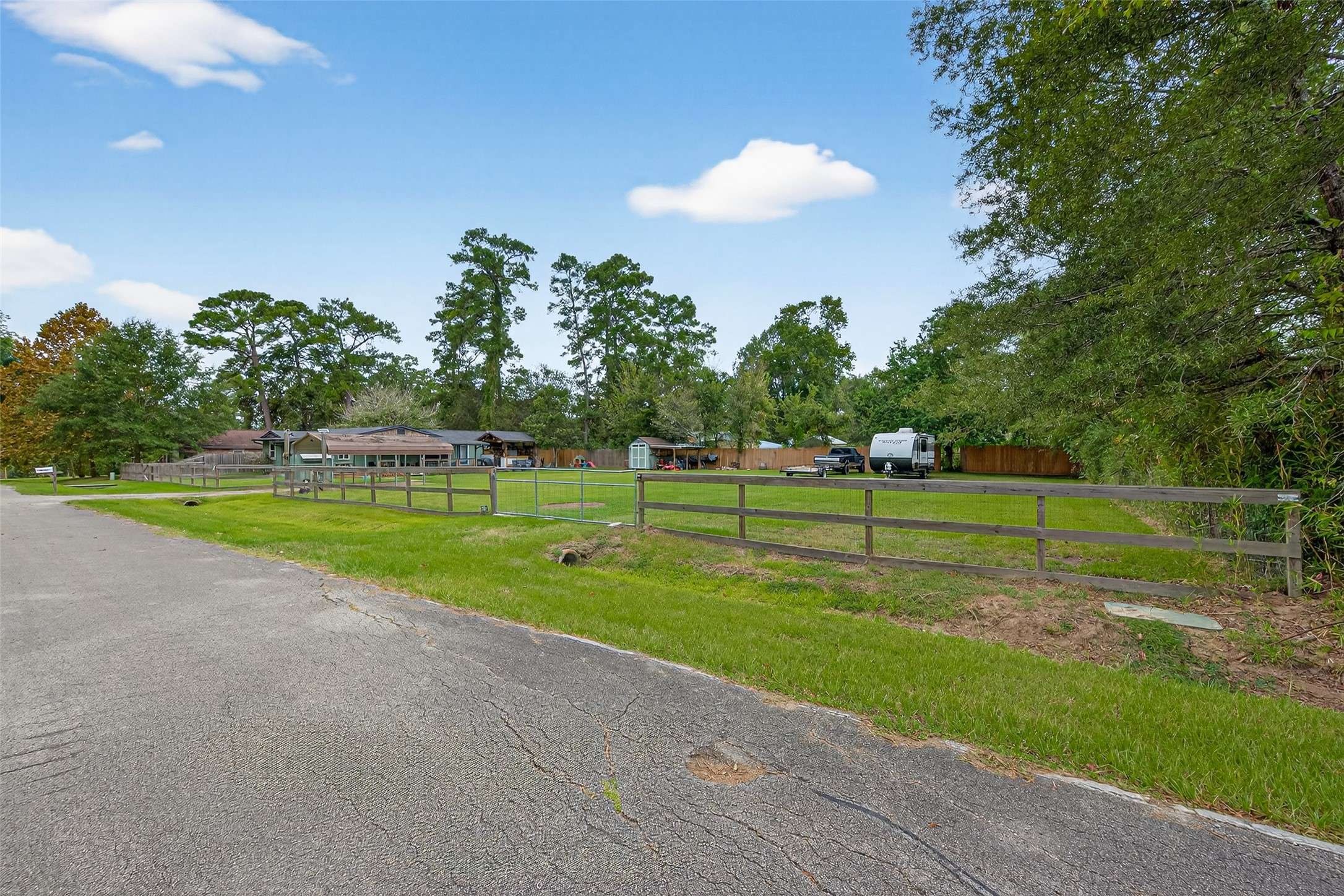 Huffman, TX 77336,507 Springwater DR