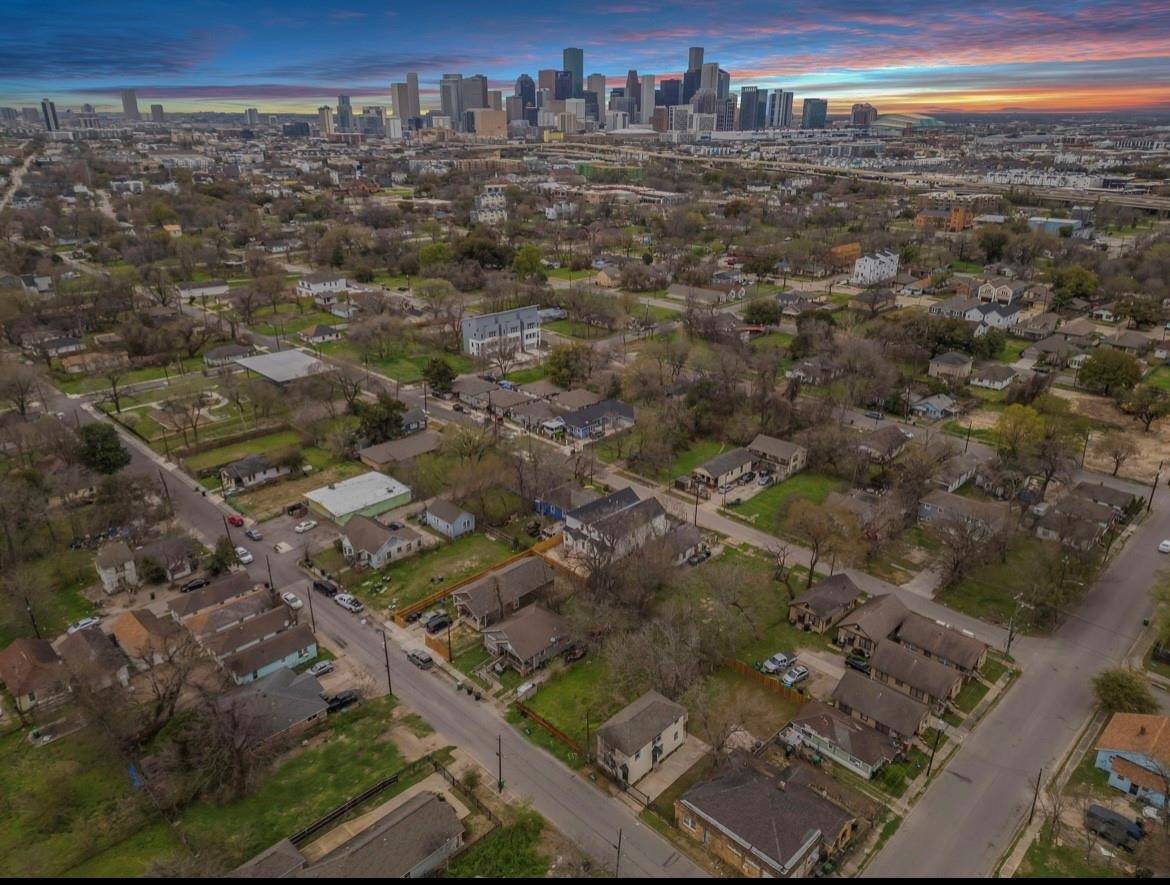 Houston, TX 77004,3347 Anita ST