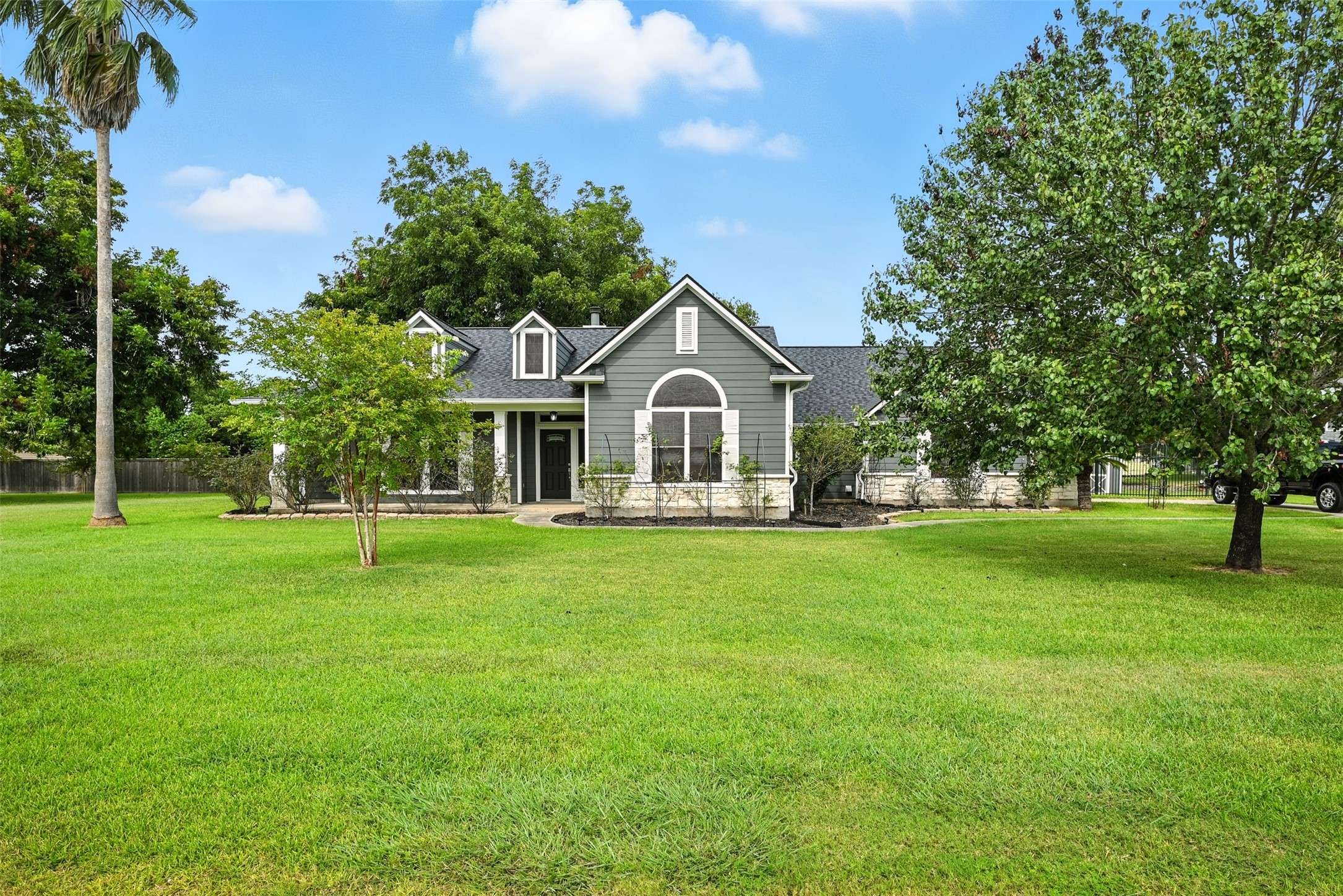 La Porte, TX 77571,319 S Jamison ST