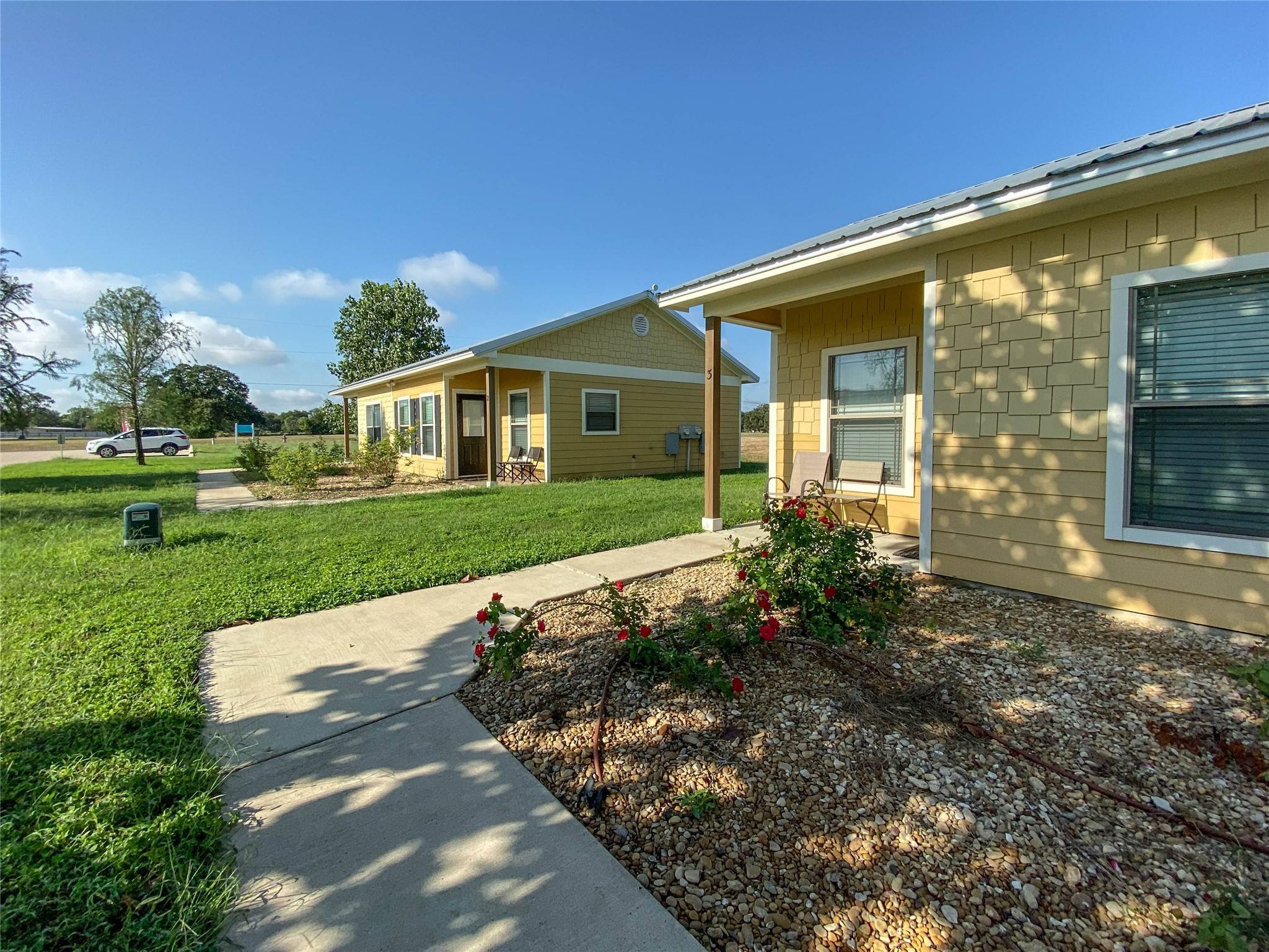 Cameron, TX 76520,1102 1200 W 16th Street