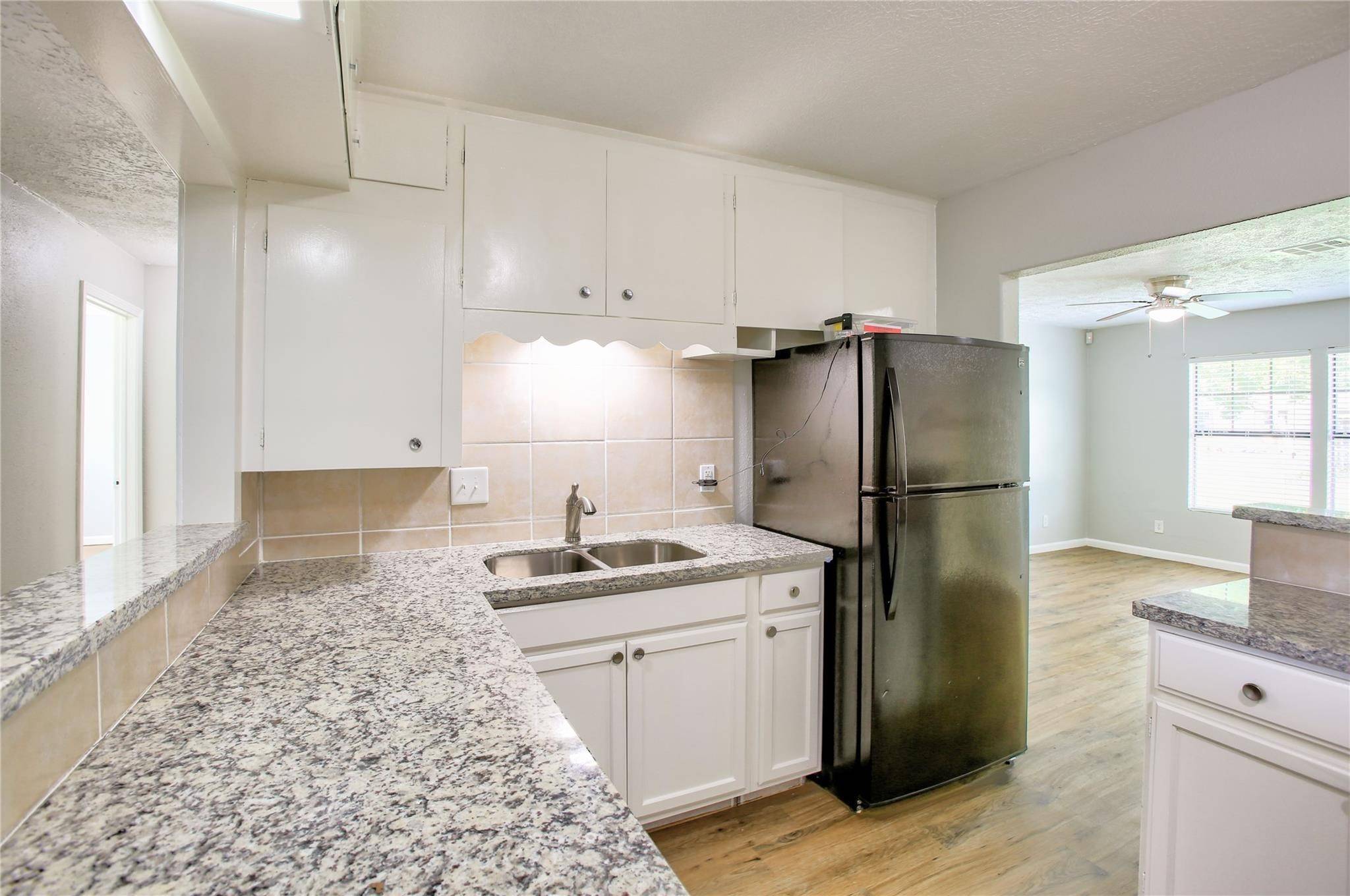 Houston, TX 77033,5405 Southlea ST