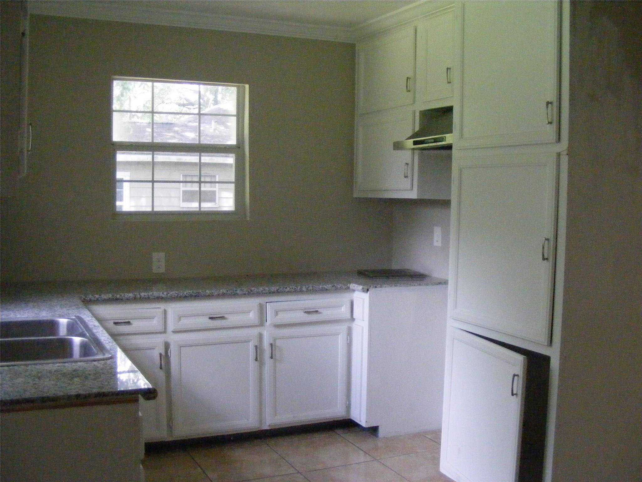 Houston, TX 77004,3210 Dennis ST