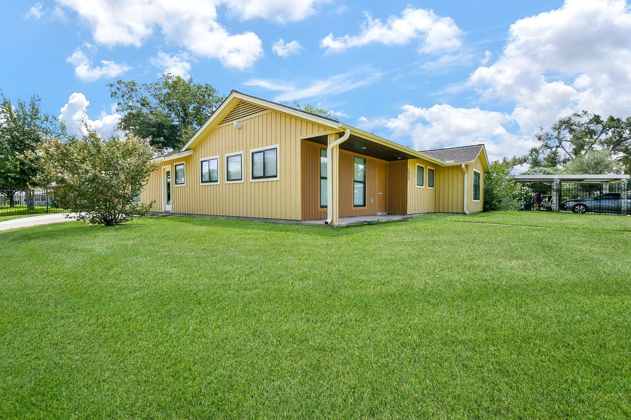 Houston, TX 77055,1860 Lynnview DR