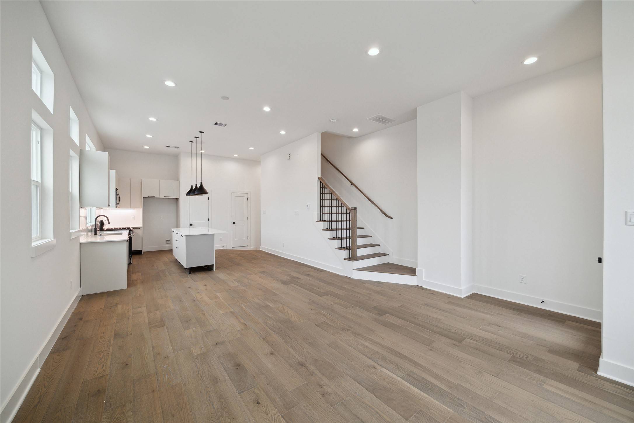 Houston, TX 77091,303F Marcella ST