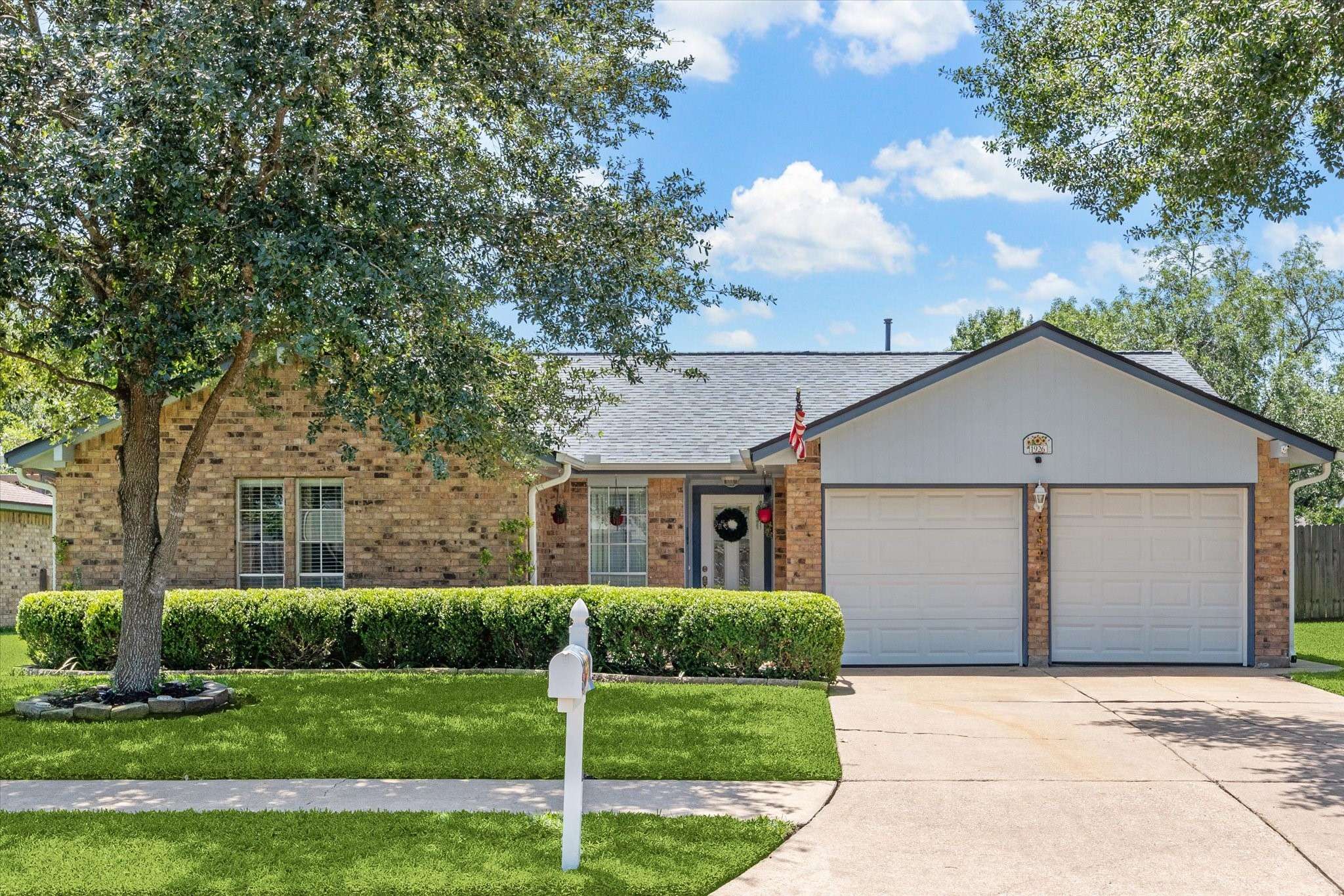 Pearland, TX 77581,1926 Meadow Creek Drive