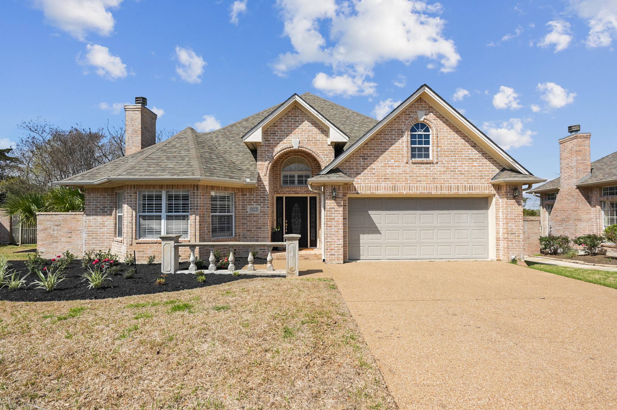 College Station, TX 77840,922 Grand Oaks CIR