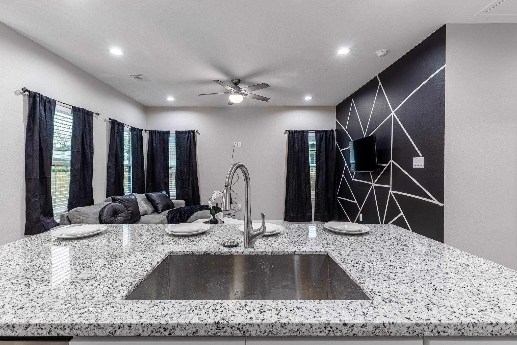 Houston, TX 77051,4661 Clover ST #A