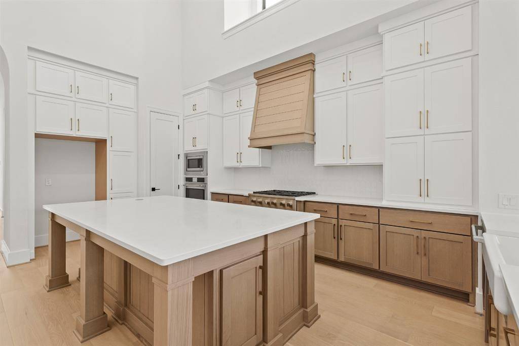 Montgomery, TX 77316,121 North Empress Green Place