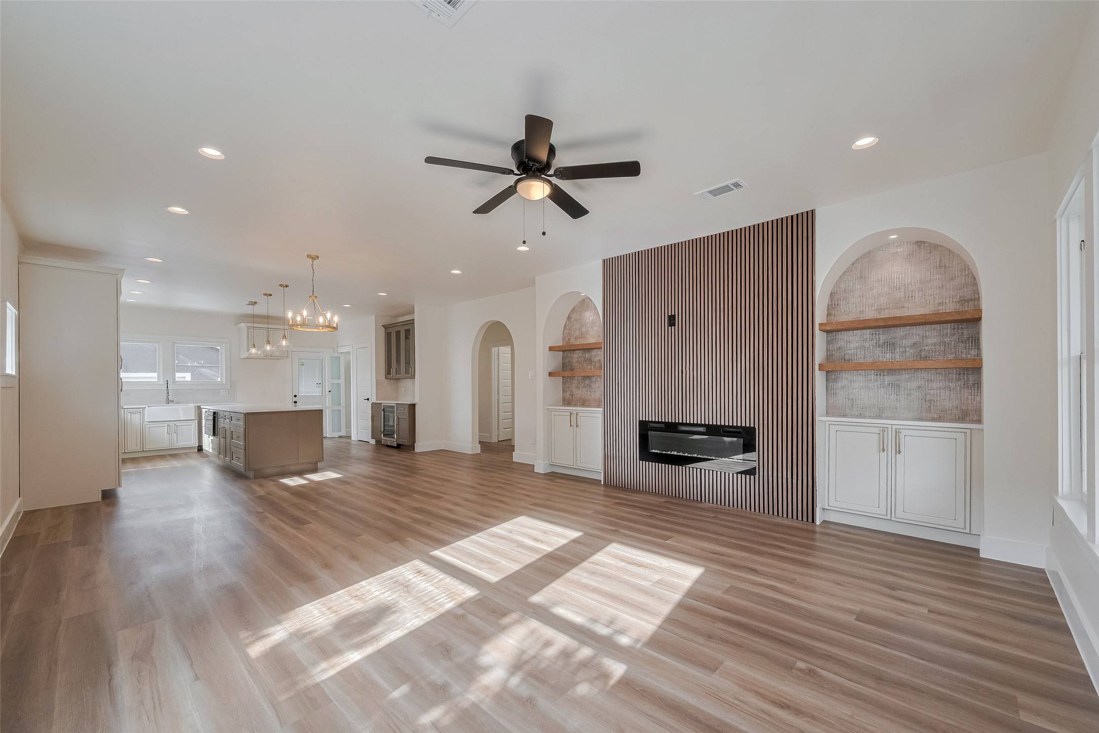 Houston, TX 77009,1026 W Cottage ST