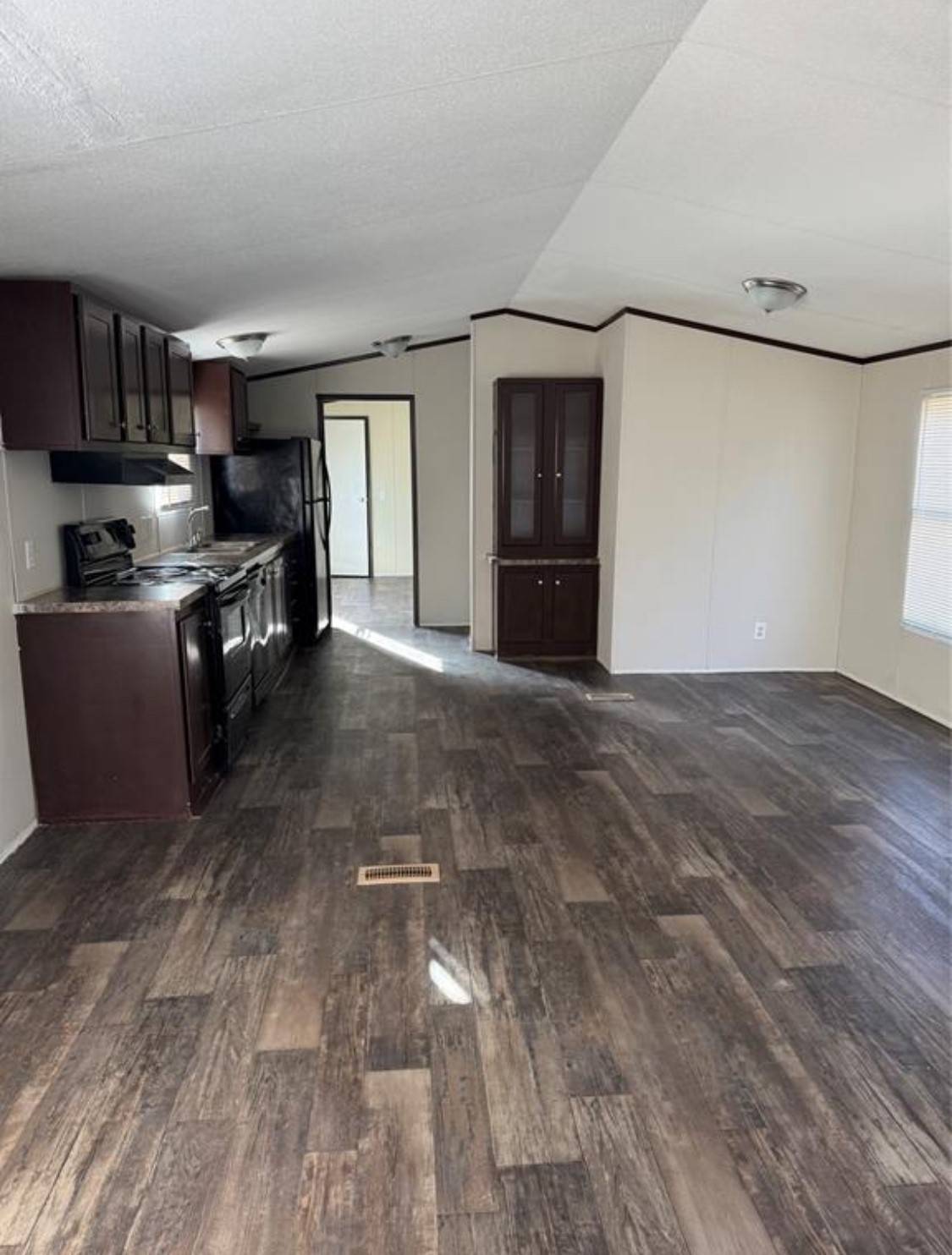Cleveland, TX 77327,511 County Road 2218