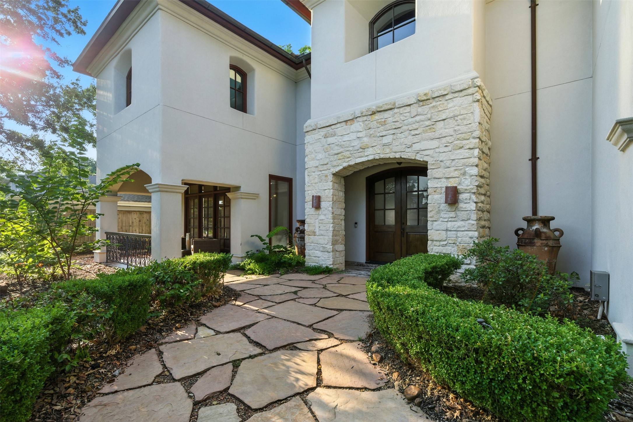 Bellaire, TX 77401,5105 Pocahontas ST