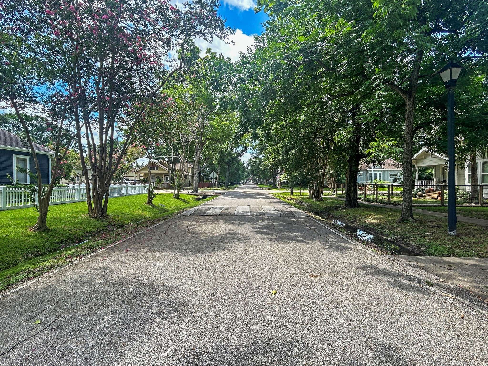 Houston, TX 77008,1203 Tulane ST