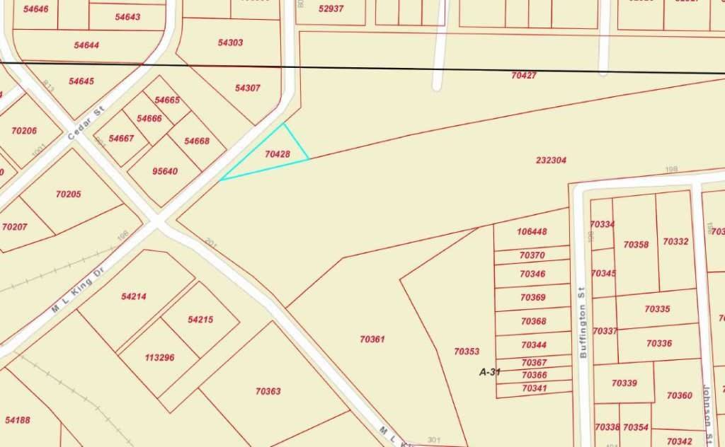 Commerce, TX 75428,816 Pine ST