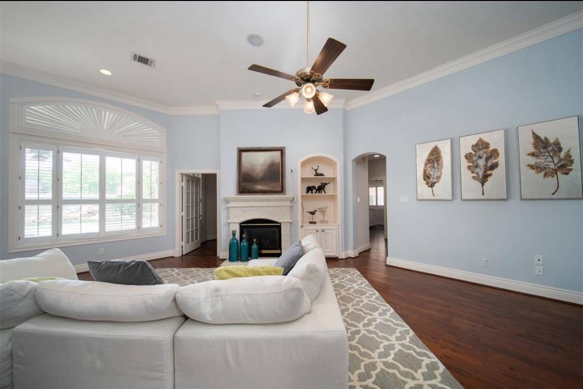 Sugar Land, TX 77479,5902 Garden Hills DR