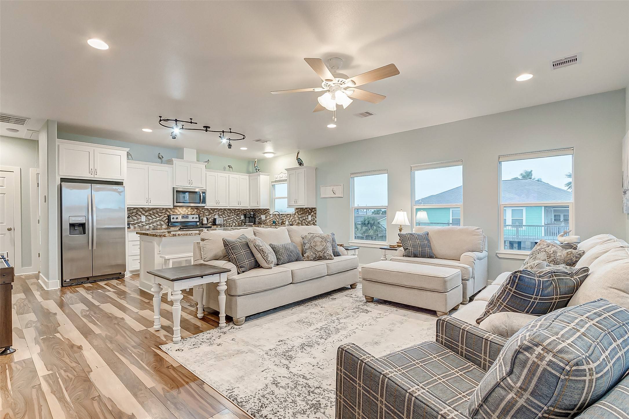 Crystal Beach, TX 77650,967 Bowers LN