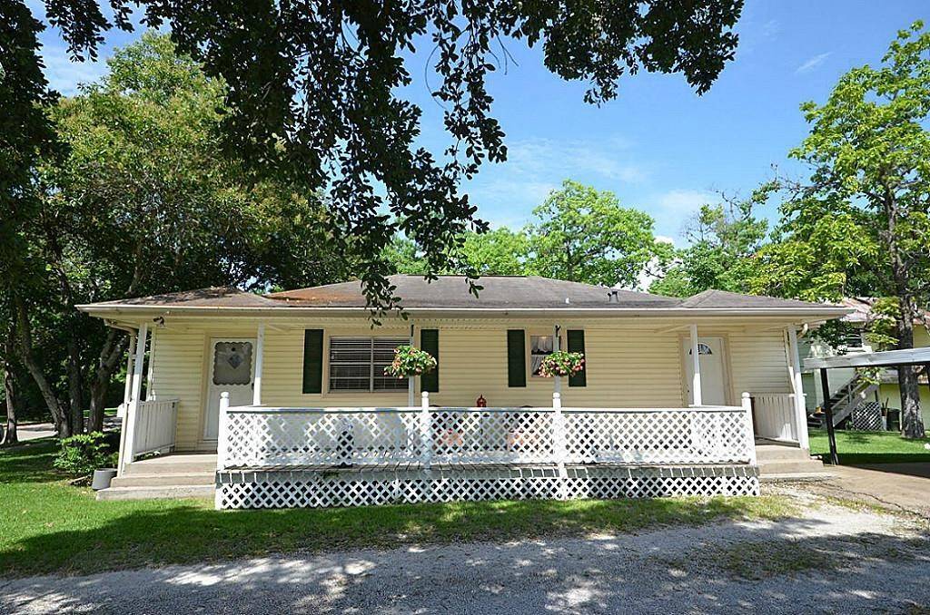 Sugar Land, TX 77498,135 1st ST