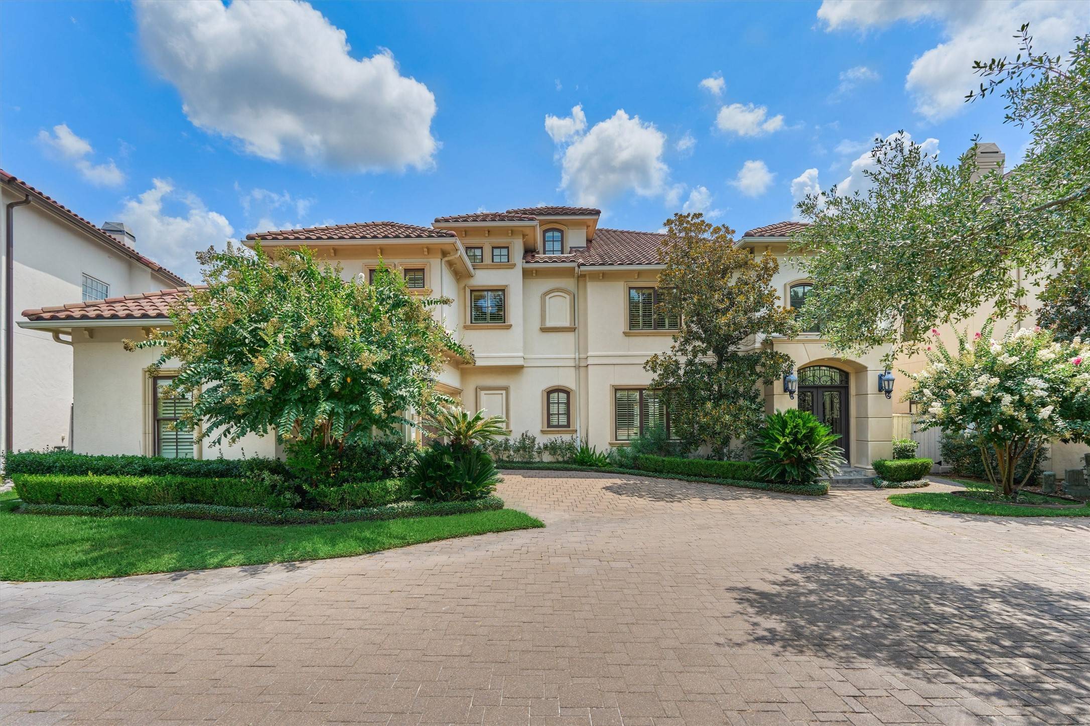 The Woodlands, TX 77381,14 Regent Square