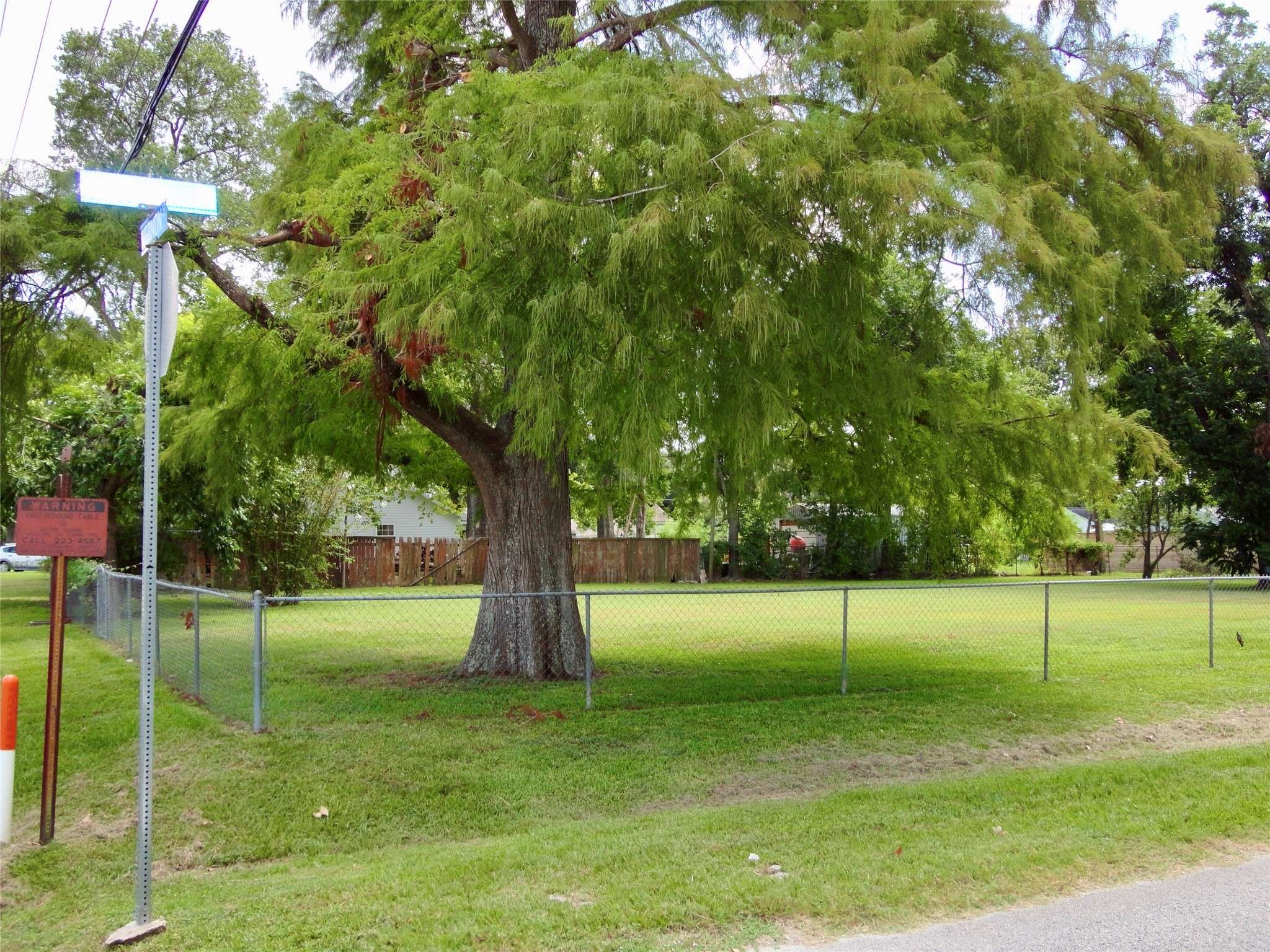 Tomball, TX 77375,200 S S VERNON ST