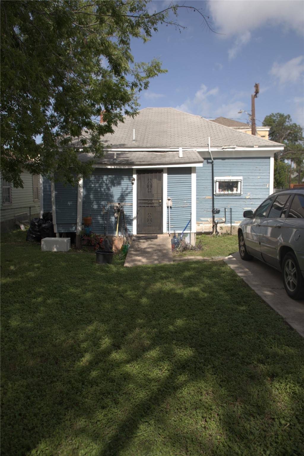 San Antonio, TX 78203,622 S Hackberry ST