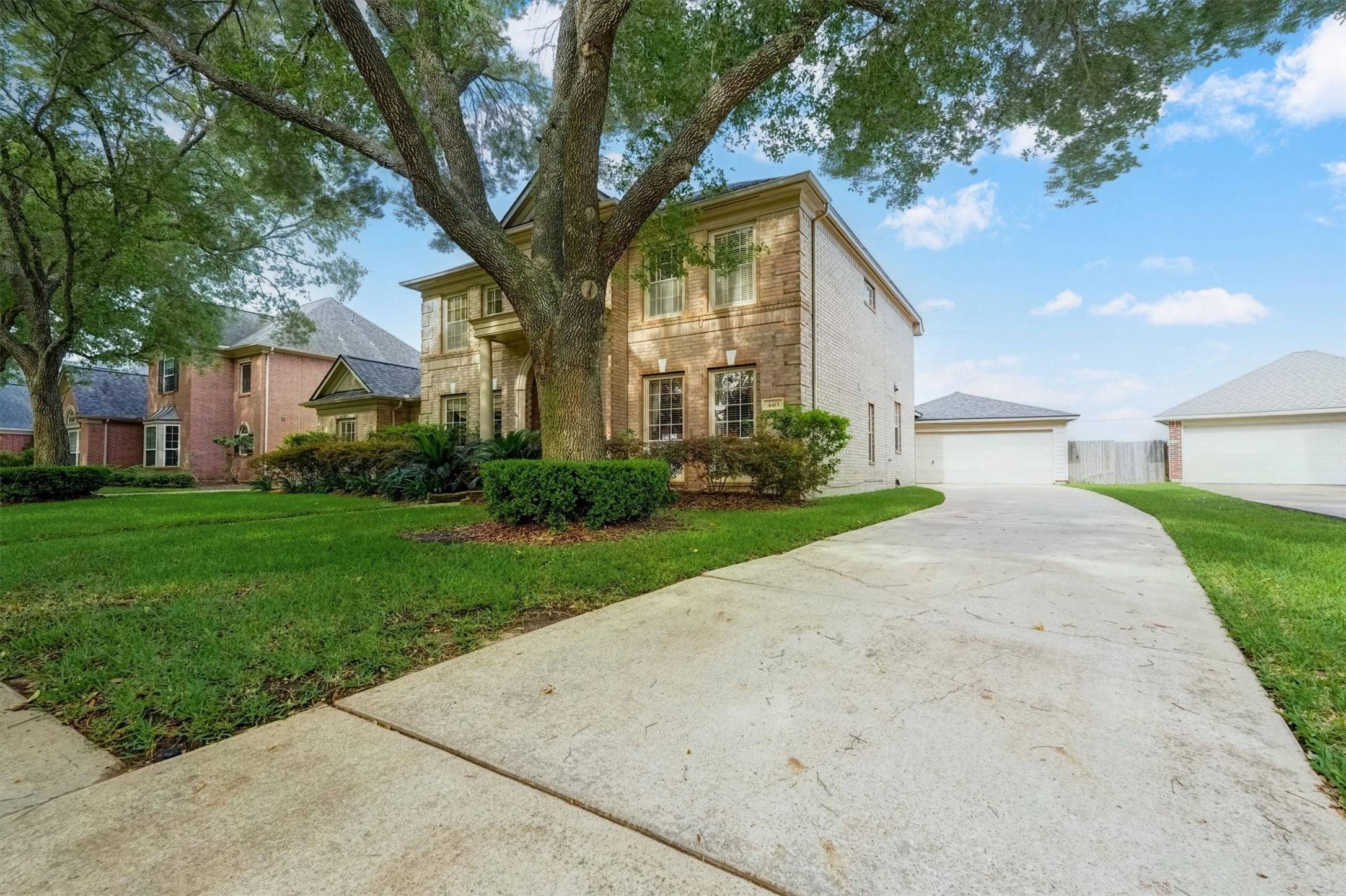 Sugar Land, TX 77479,4415 April Meadow WAY