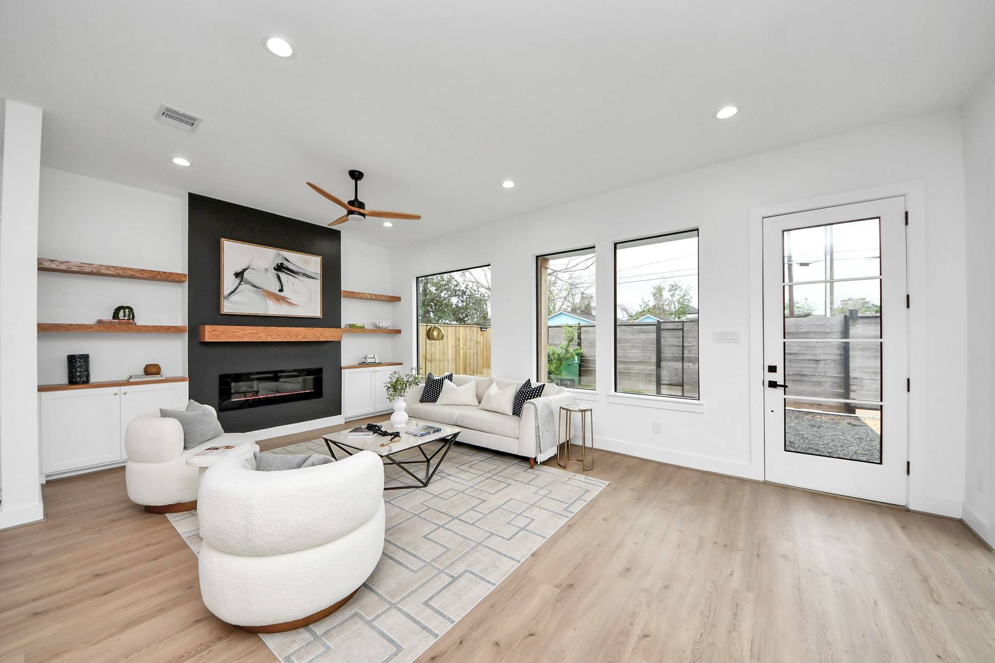 Houston, TX 77009,5520 Chapman ST
