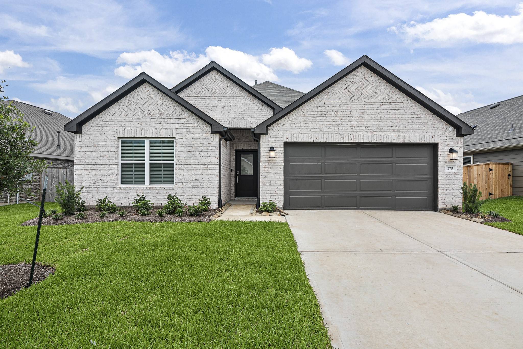 Willis, TX 77378,270 Mountain Knolls LN