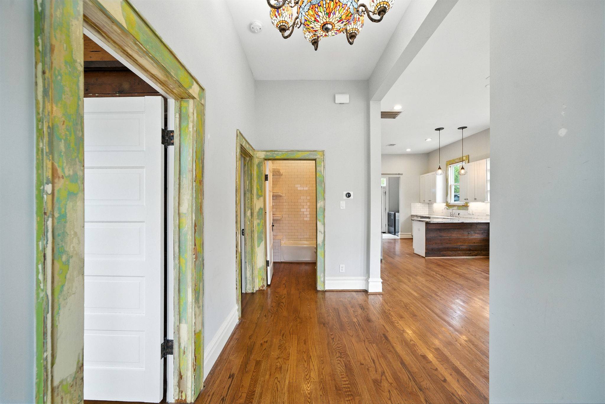 Houston, TX 77007,1616 Alamo ST