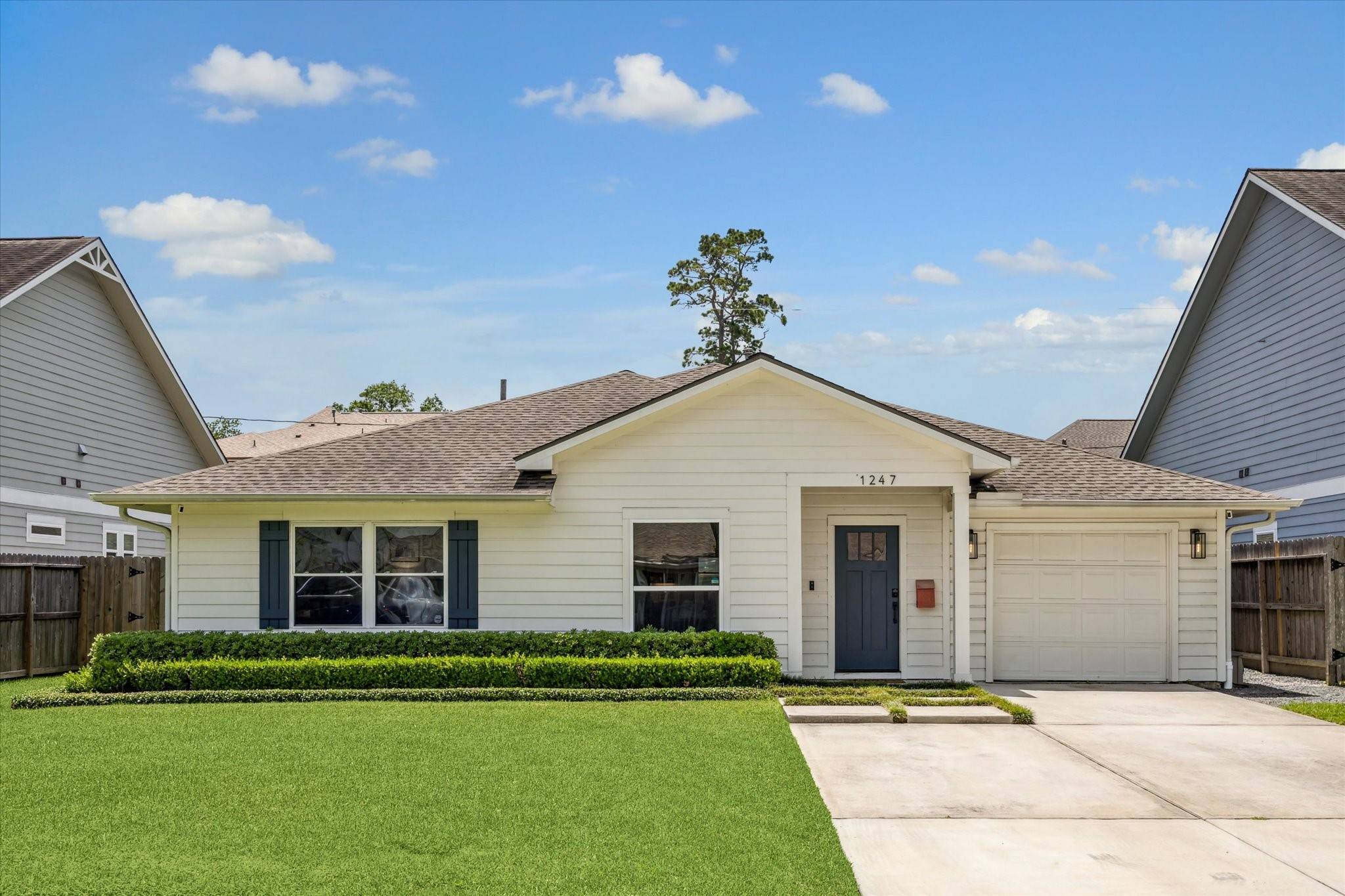 Houston, TX 77018,1247 Martin ST