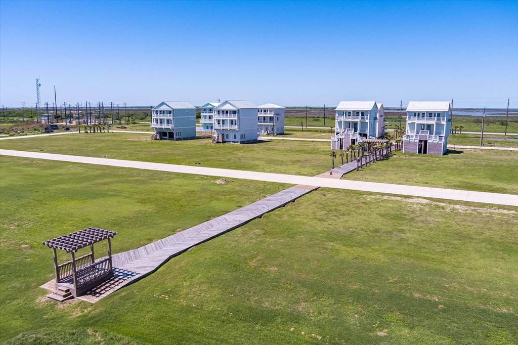 Gilchrist, TX 77617,639 Arlo Terrace