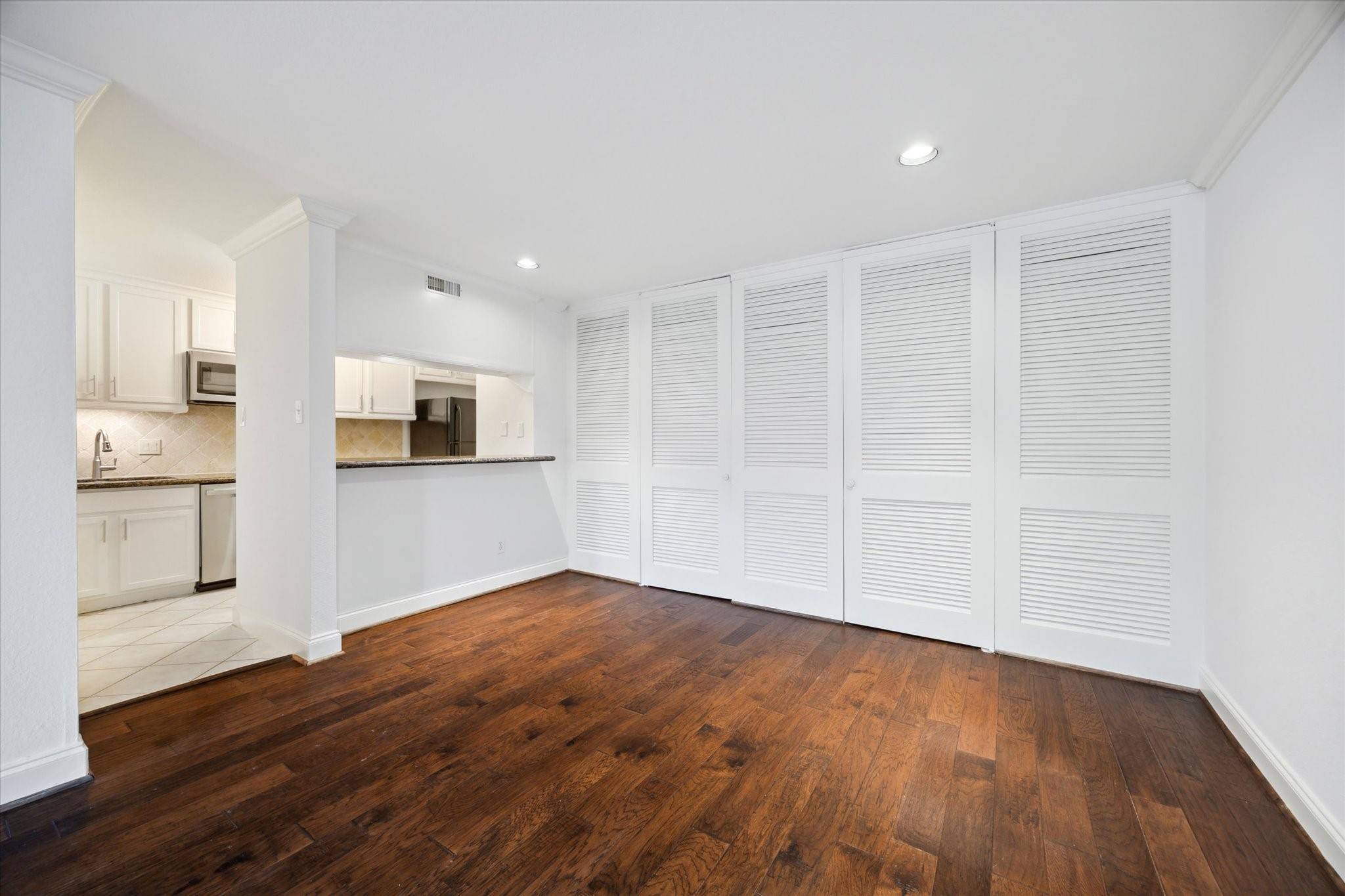 Houston, TX 77027,3131 Cummins ST #81