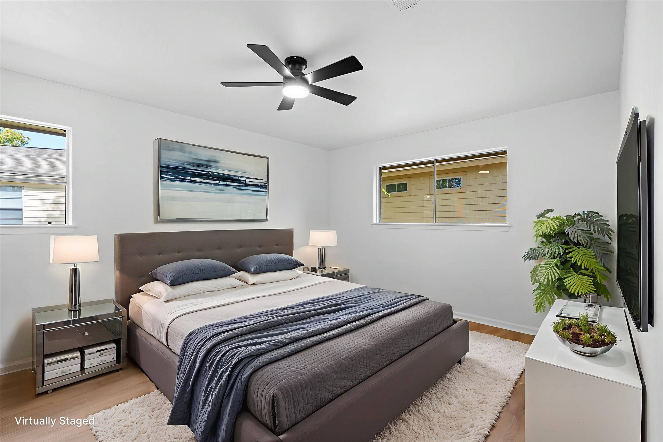 Houston, TX 77022,719 E 40th 1/2 ST