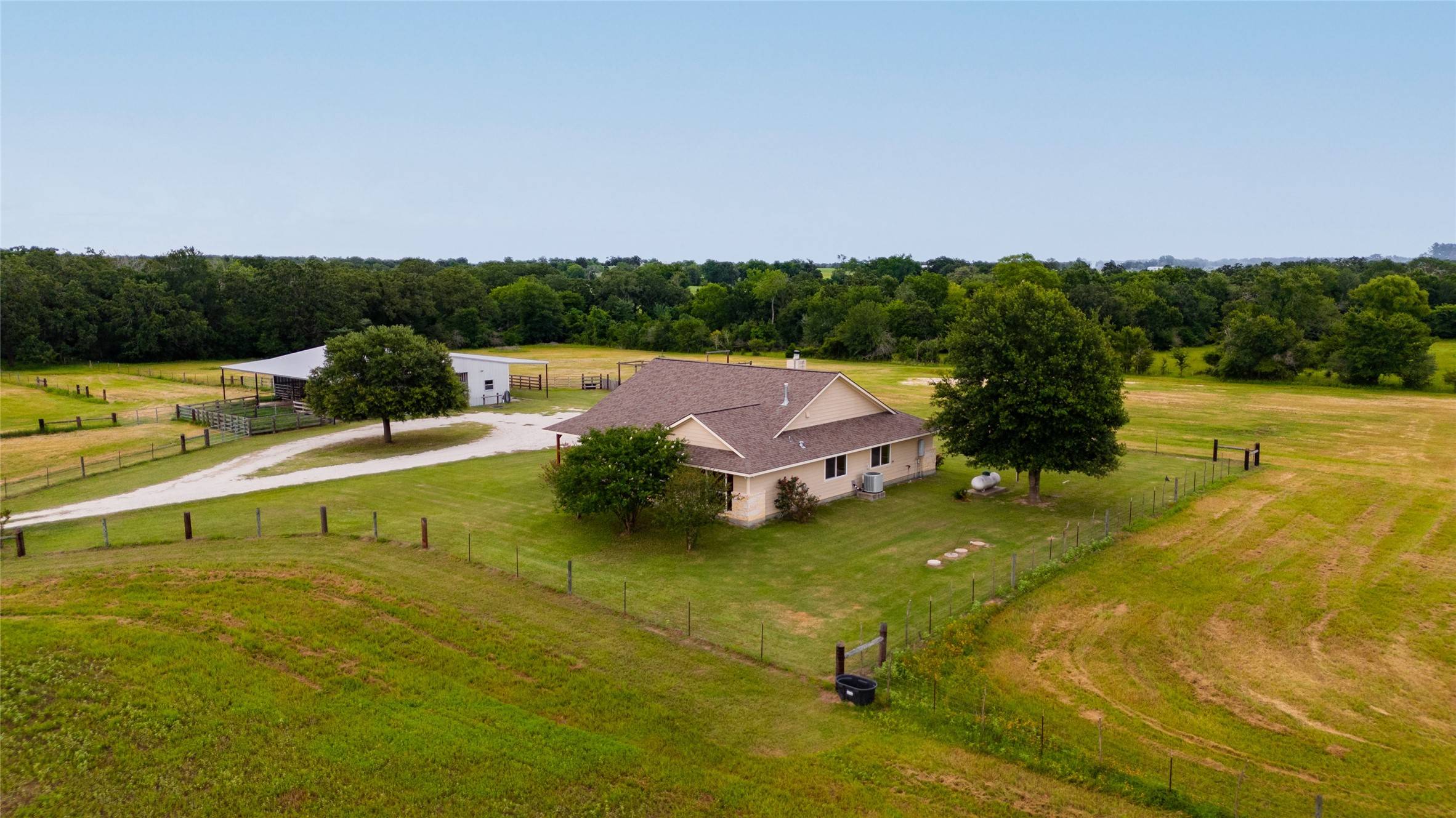 Madisonville, TX 77864,3817 Hardy RD