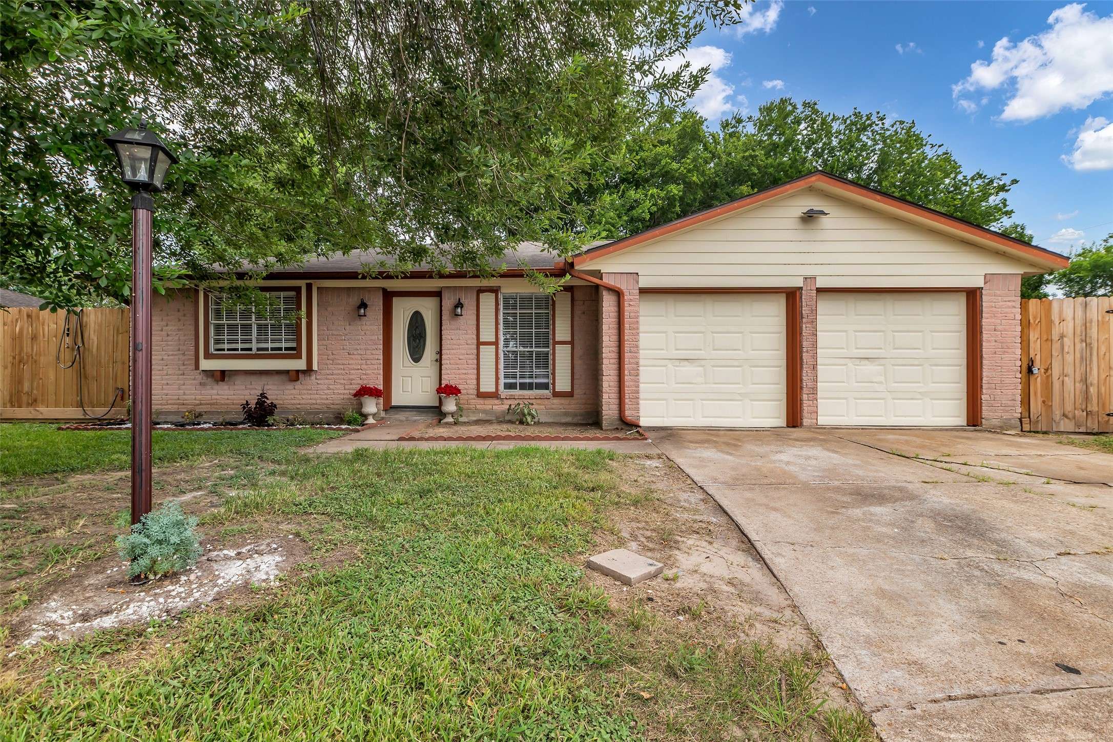 Houston, TX 77048,12110 Panay DR