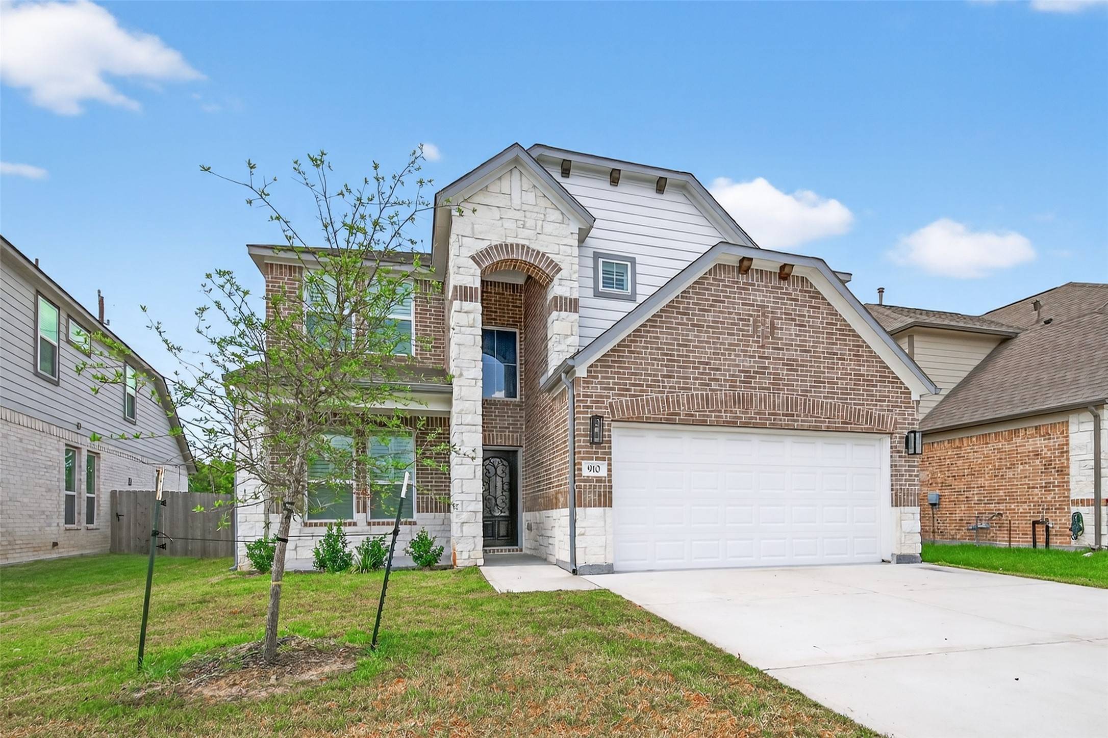 Houston, TX 77090,910 Cold Snow DR