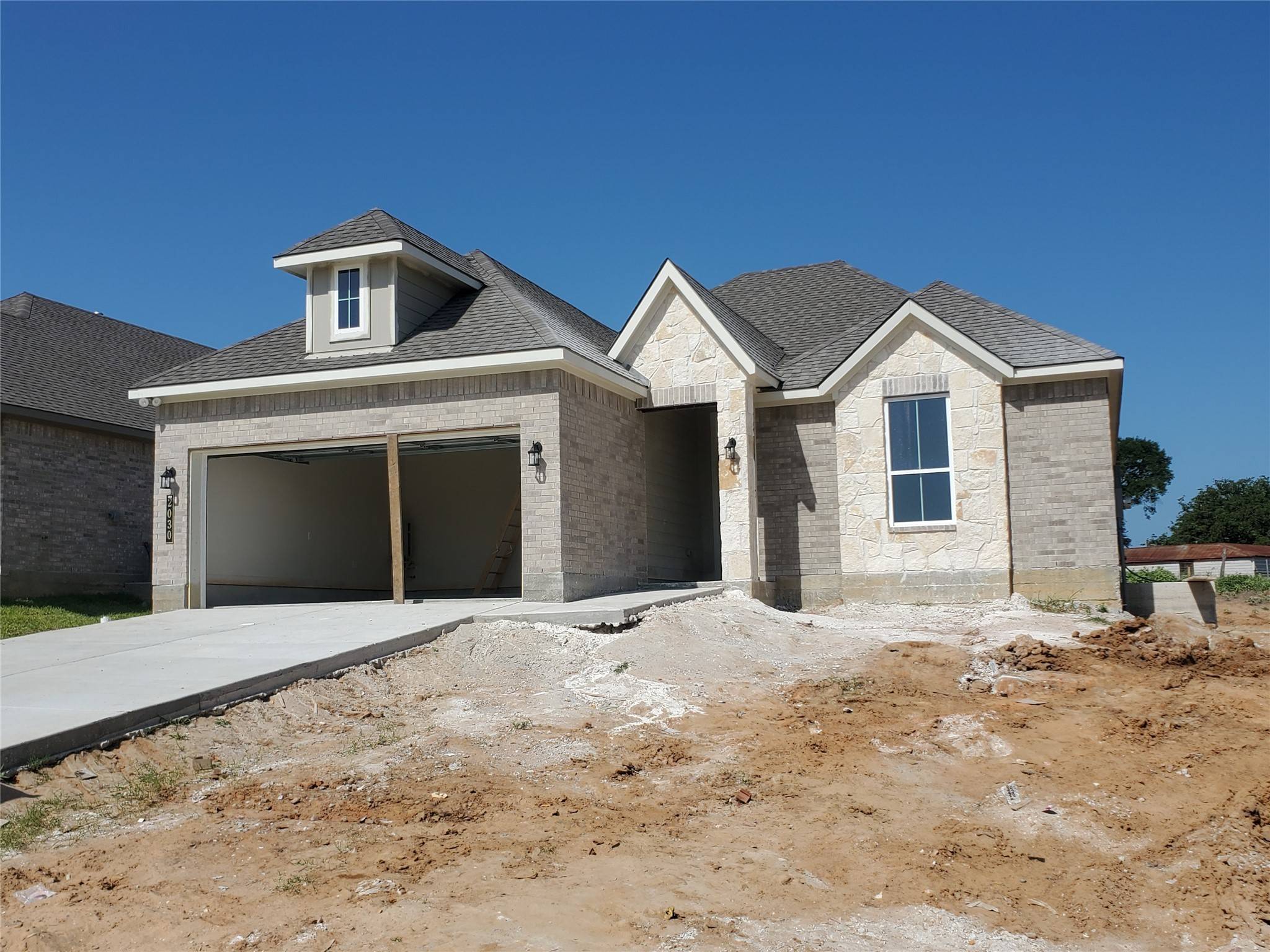 Brenham, TX 77833,2030 Winepress RD