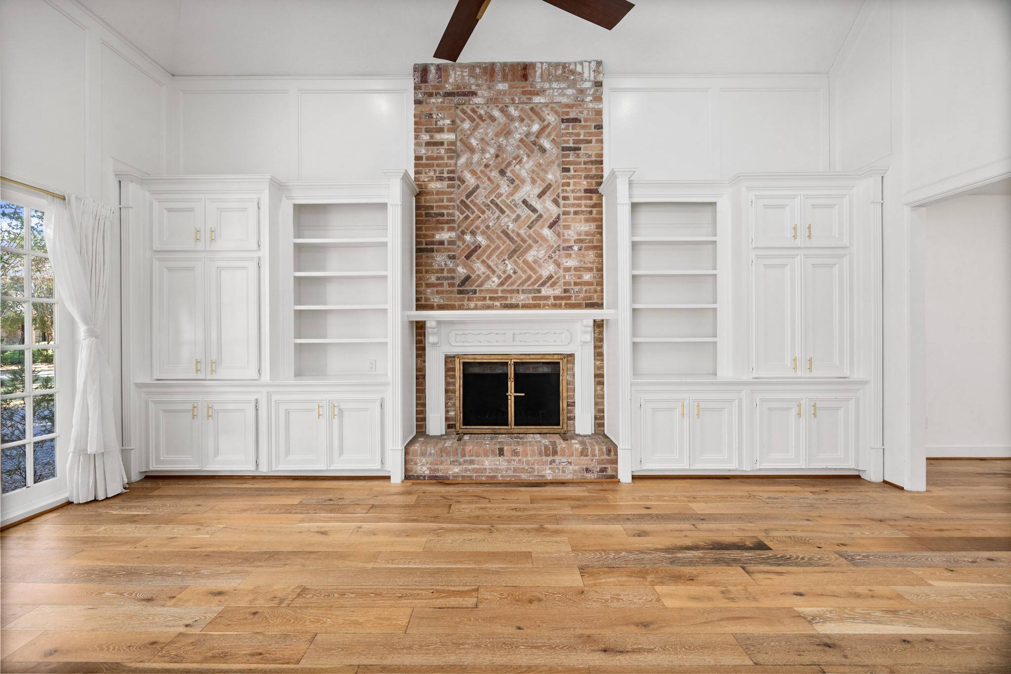 The Woodlands, TX 77381,32 Mellow Leaf CT