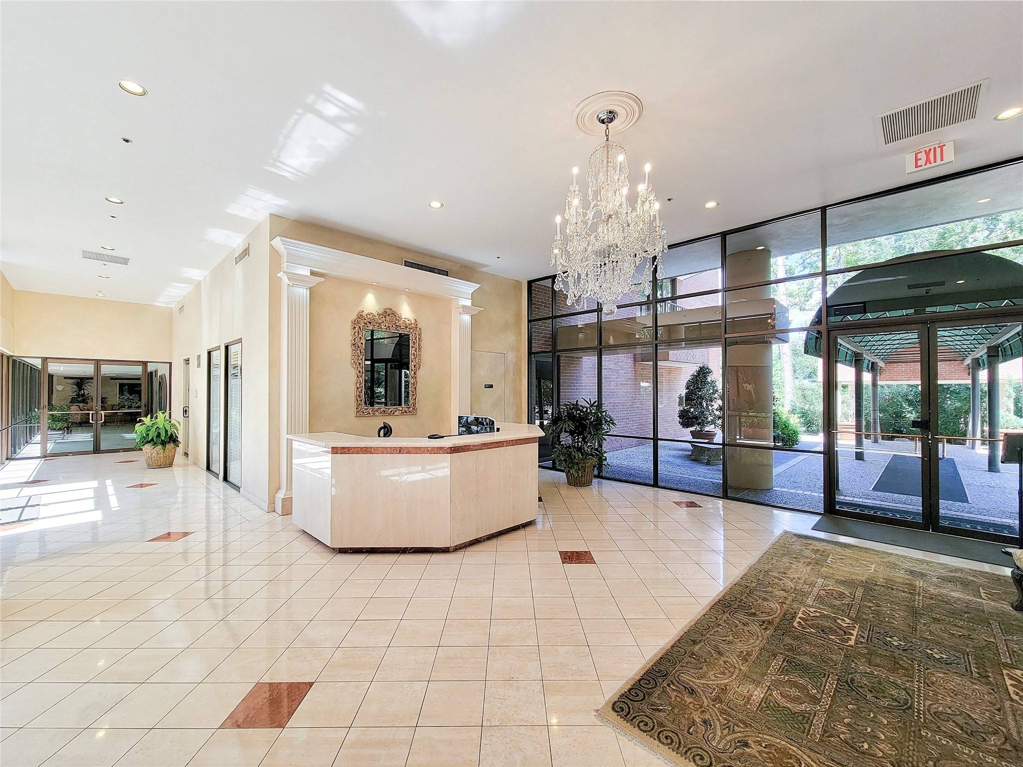 Houston, TX 77024,9333 Memorial DR #410