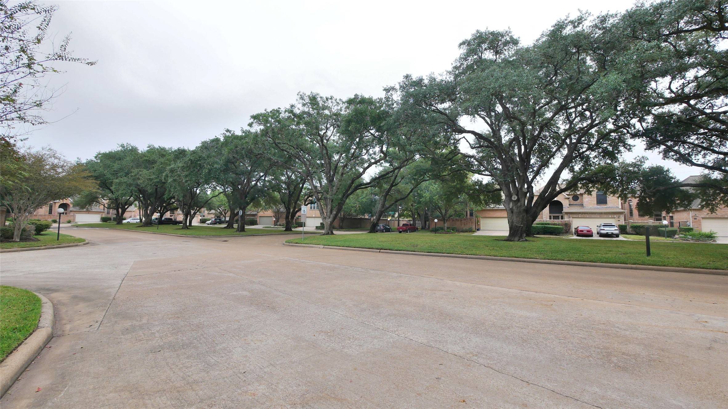 Houston, TX 77040,8003 Oakwood Forest DR